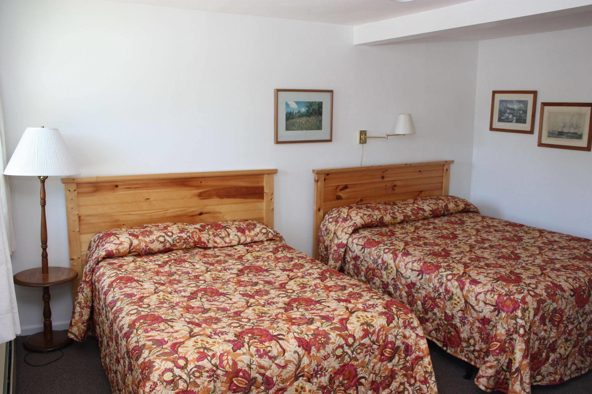 Mt. Liberty Cabins & Motel Линкълн Екстериор снимка