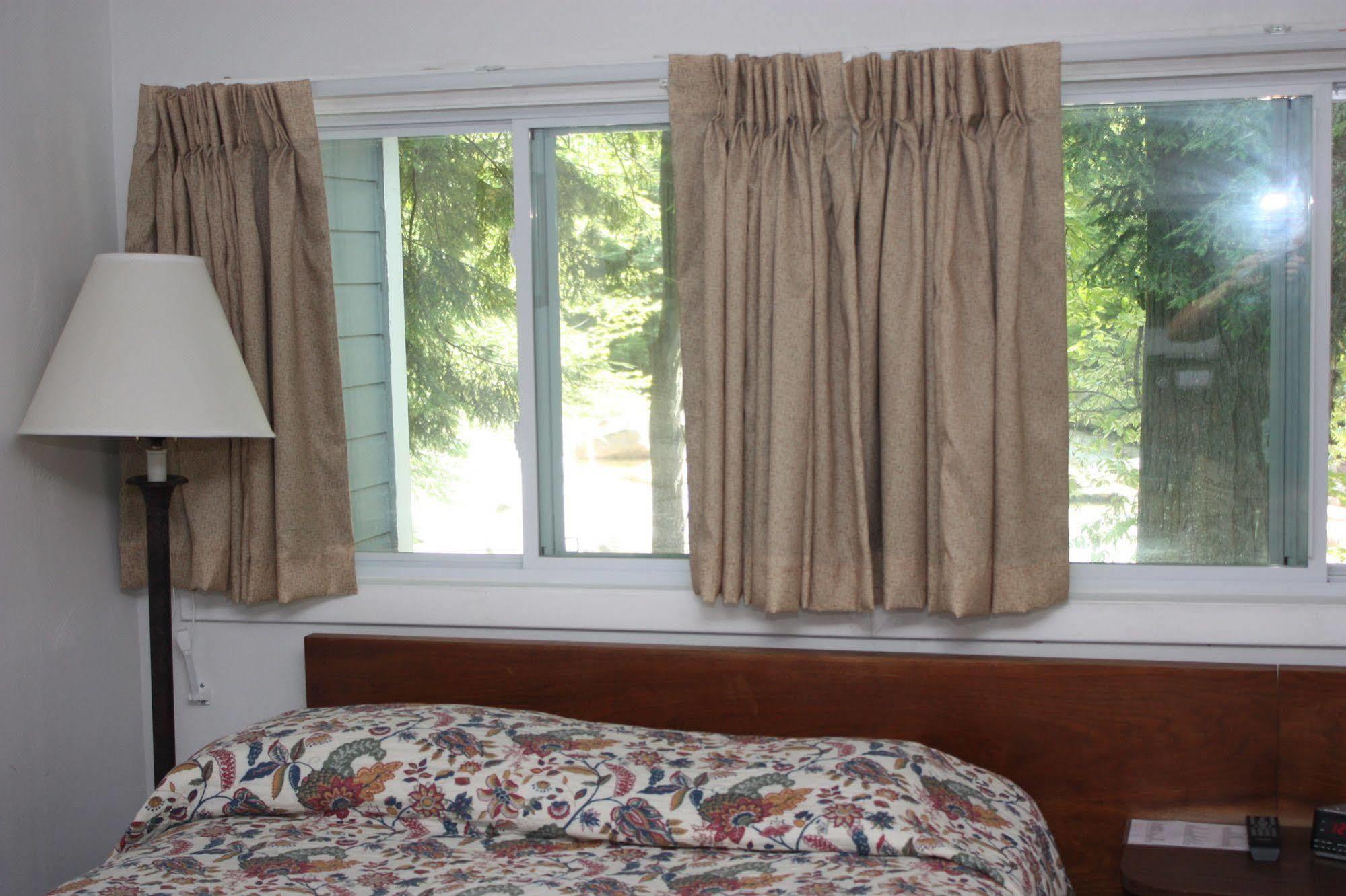 Mt. Liberty Cabins & Motel Линкълн Екстериор снимка
